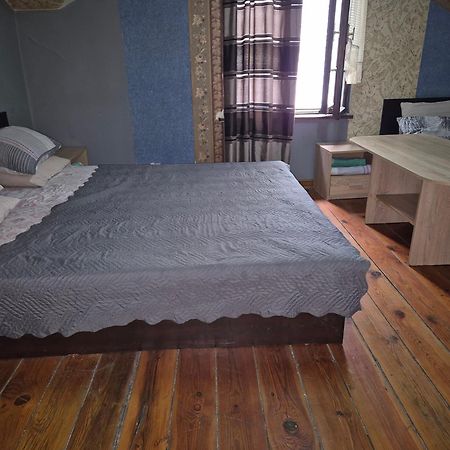 Hostel Alex 1 โซเฟีย ภายนอก รูปภาพ